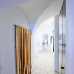 Center Apartment *
