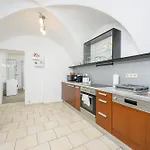 Center Apartment
