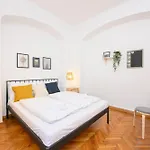 Apartment Center Modling