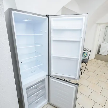 Center مودلينغ