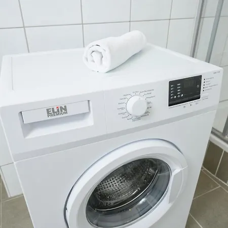 Center مودلينغ