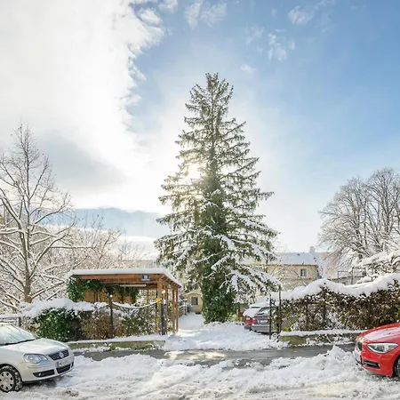 Center شقة مودلينغ