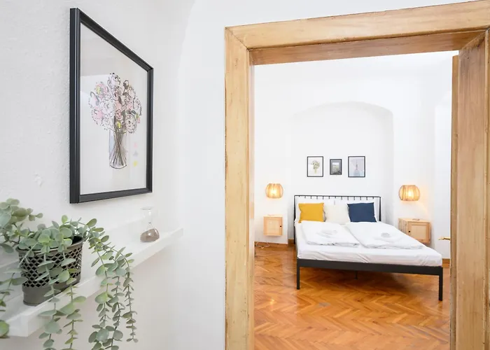 Apartament Center Modling